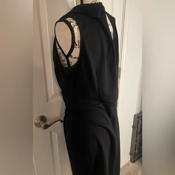 Elegant Black Sleeveless Dress with silver waist buckle size XL - Picture 8 of 14